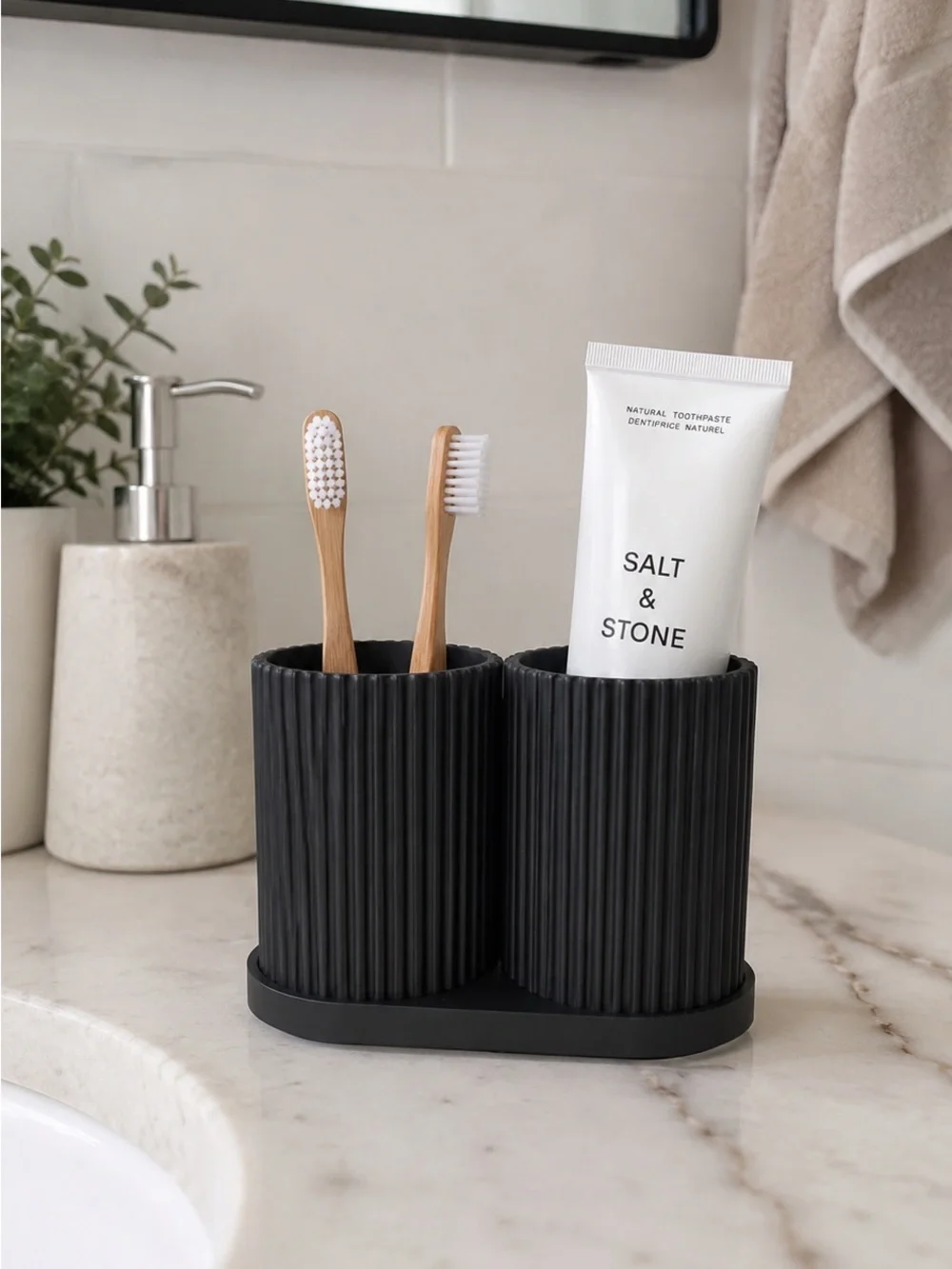 Ribbed Double Toothbrush & Toothpaste Holder